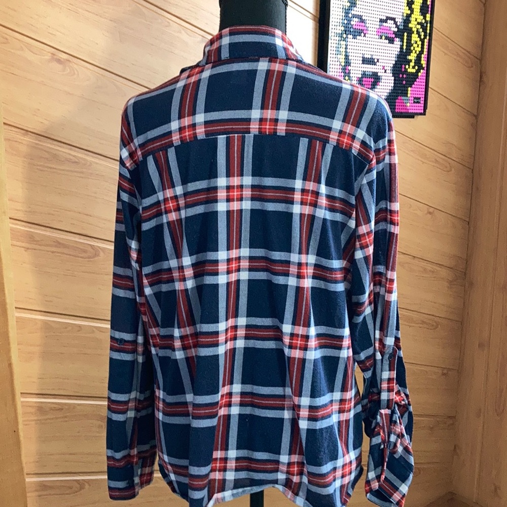 Plaid button down shirt - Picture 3 of 10